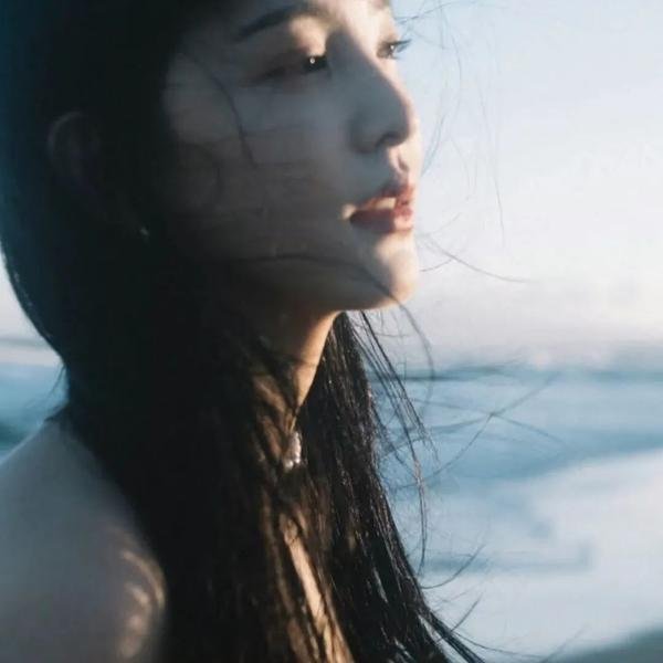 艳女证沉冤